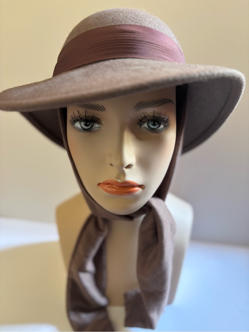 VTG Bollman Brown Wool Felt Bow Cloche Bucket Hat Street Smart Retro